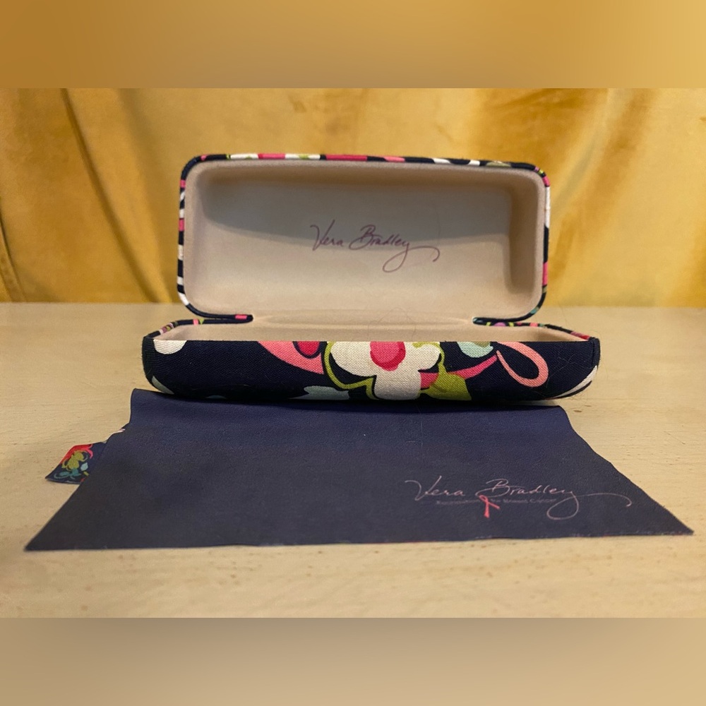 NWOT Vera Bradley Floral Glasses Case with signature cleaning cloth Navy Floral - Picture 5 of 7